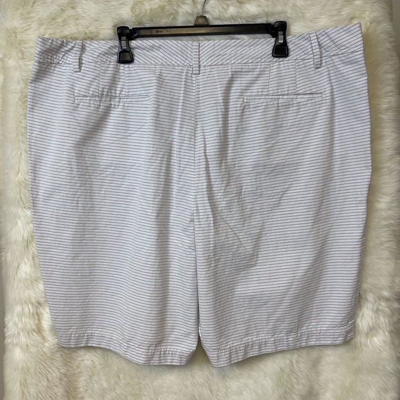 Studio II Plus Size Shorts - Picture 3 of 3